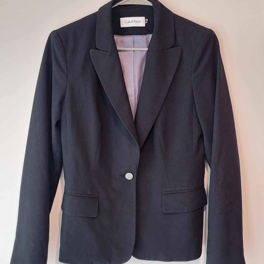 Calvin Klein Black office one button women's blazer suit size 4